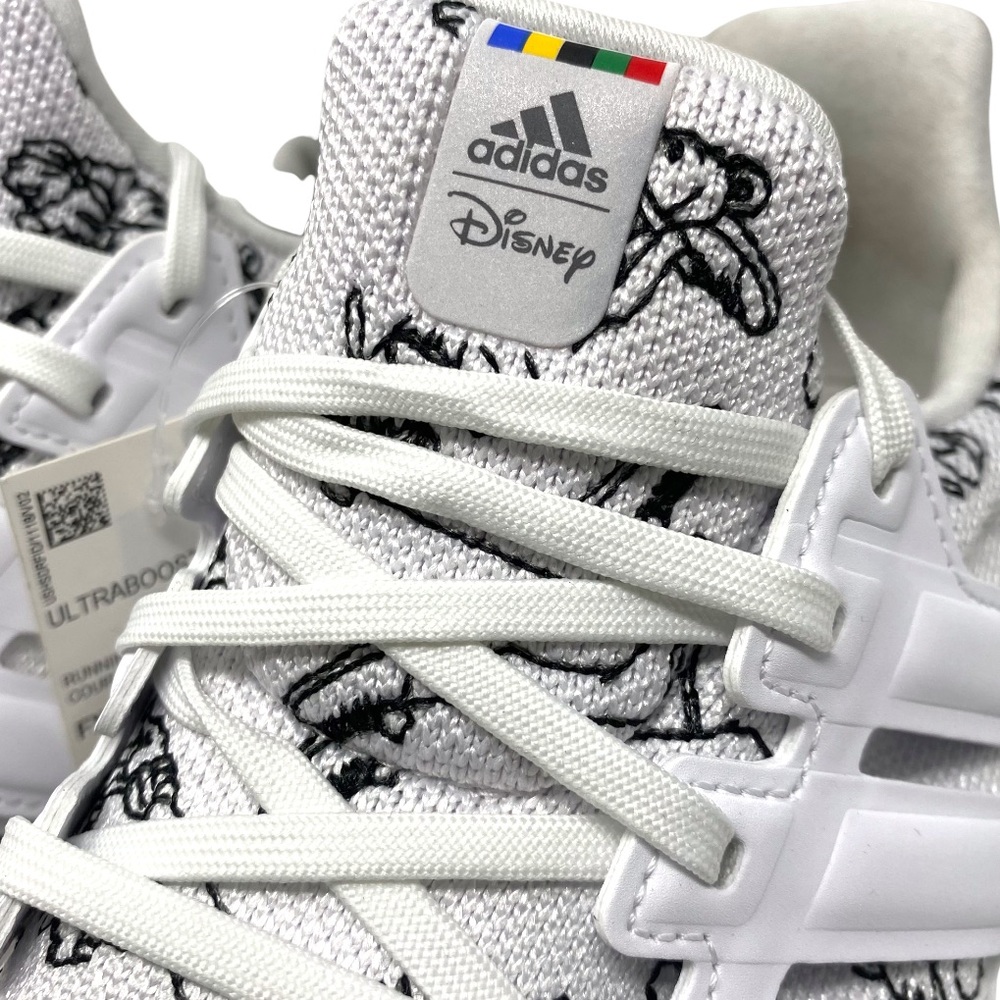 ADIDAS Ultraboost DNA x Disney Sneaker Youth Size 7, Women’s Size 8 in White - Picture 7 of 13